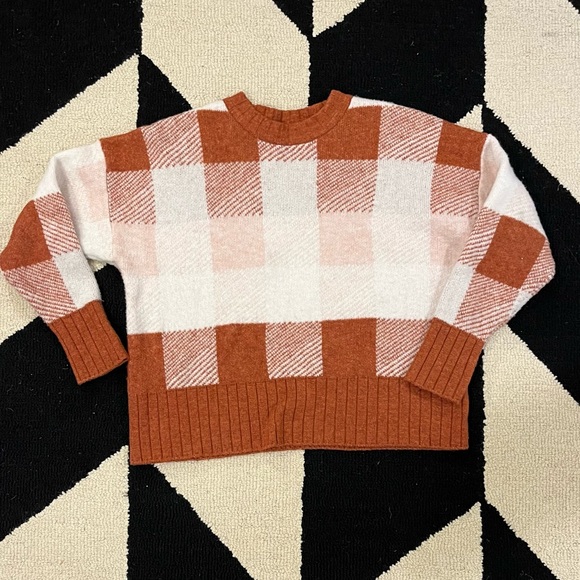 Plaid Sweater - Picture 2 of 5